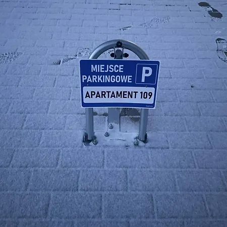 - White Pearl - Biala Perla - Czarna Gora Apartment Sienna (Klodzko)